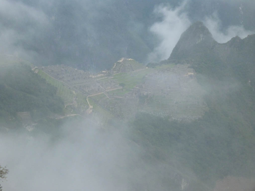 Si si, il y a le machu picchu derrière