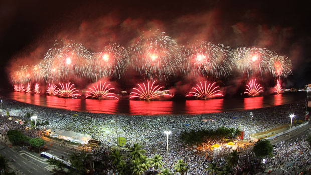 La foule et le feu d'artifice